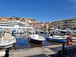 Geographe Cruise and Travel place picture
